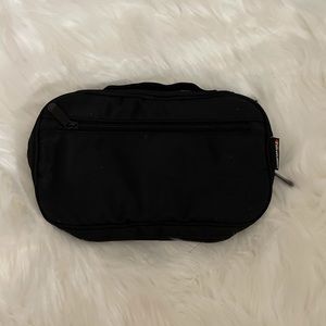 Travel makeup case❤️